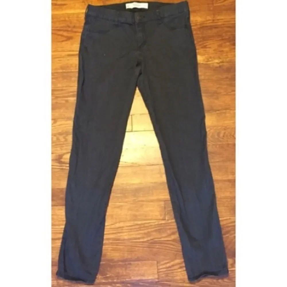 ✨HP✨Dark Grey A&F Skinny Jeans✨ - Picture 2 of 4